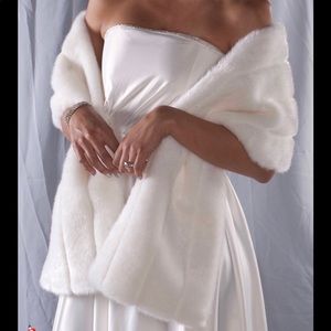 Stole Wrap Faux Fur Champagne wedding  Dance Prom
